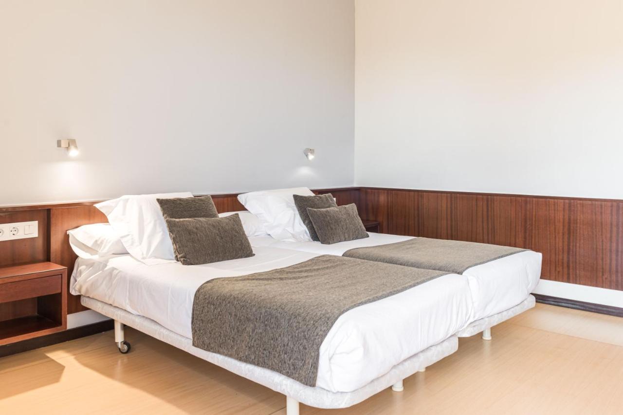 Hotel Emporda Φιγκέρες Εξωτερικό φωτογραφία