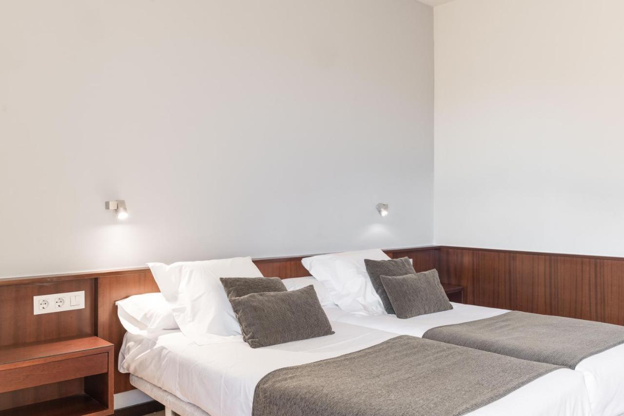 Hotel Emporda Φιγκέρες Εξωτερικό φωτογραφία