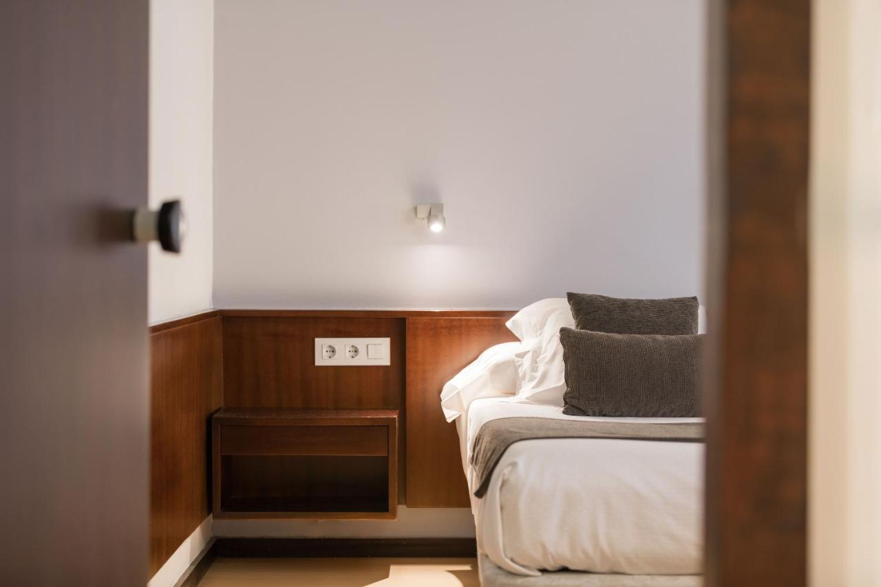 Hotel Emporda Φιγκέρες Εξωτερικό φωτογραφία
