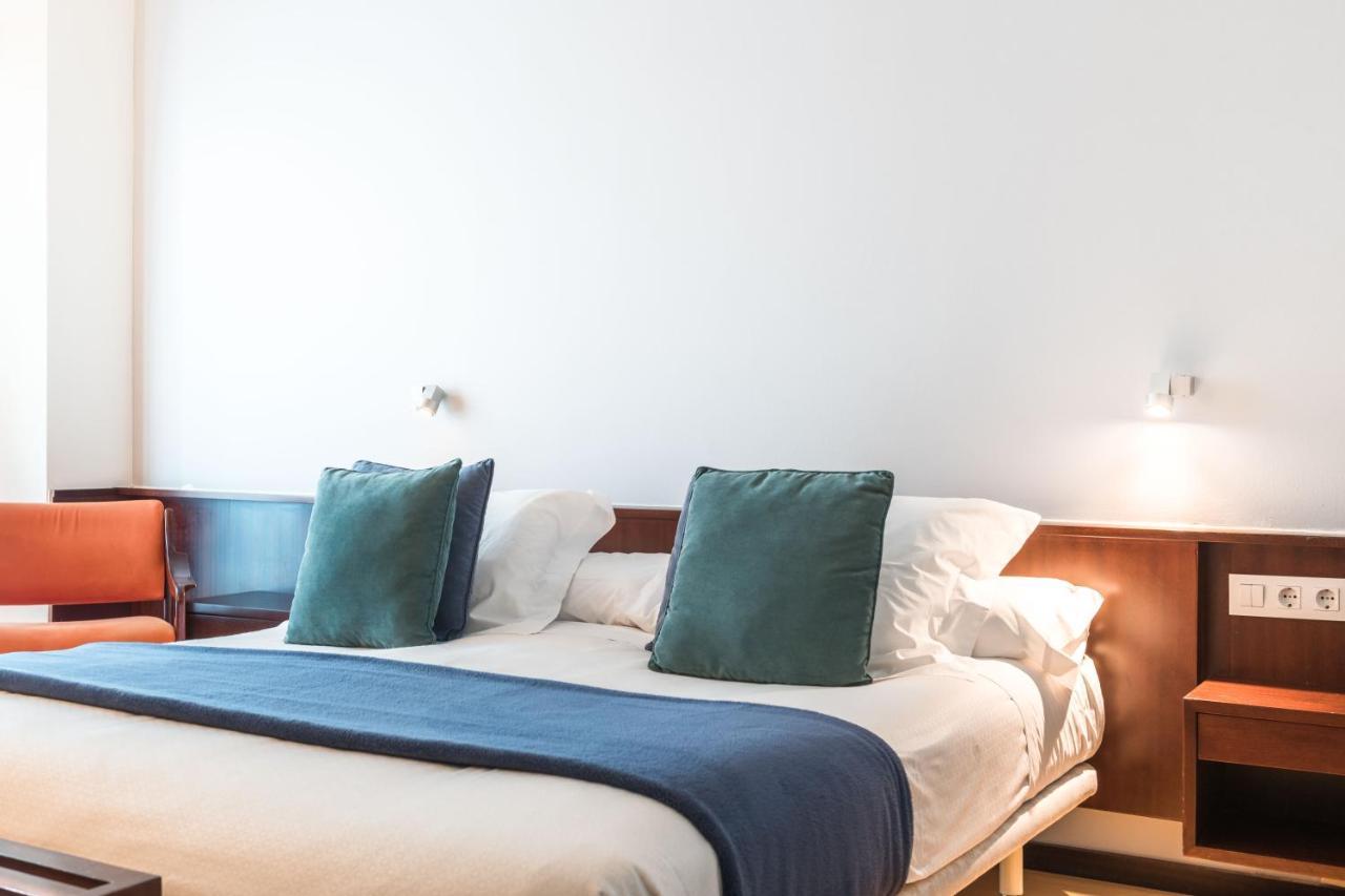 Hotel Emporda Φιγκέρες Εξωτερικό φωτογραφία